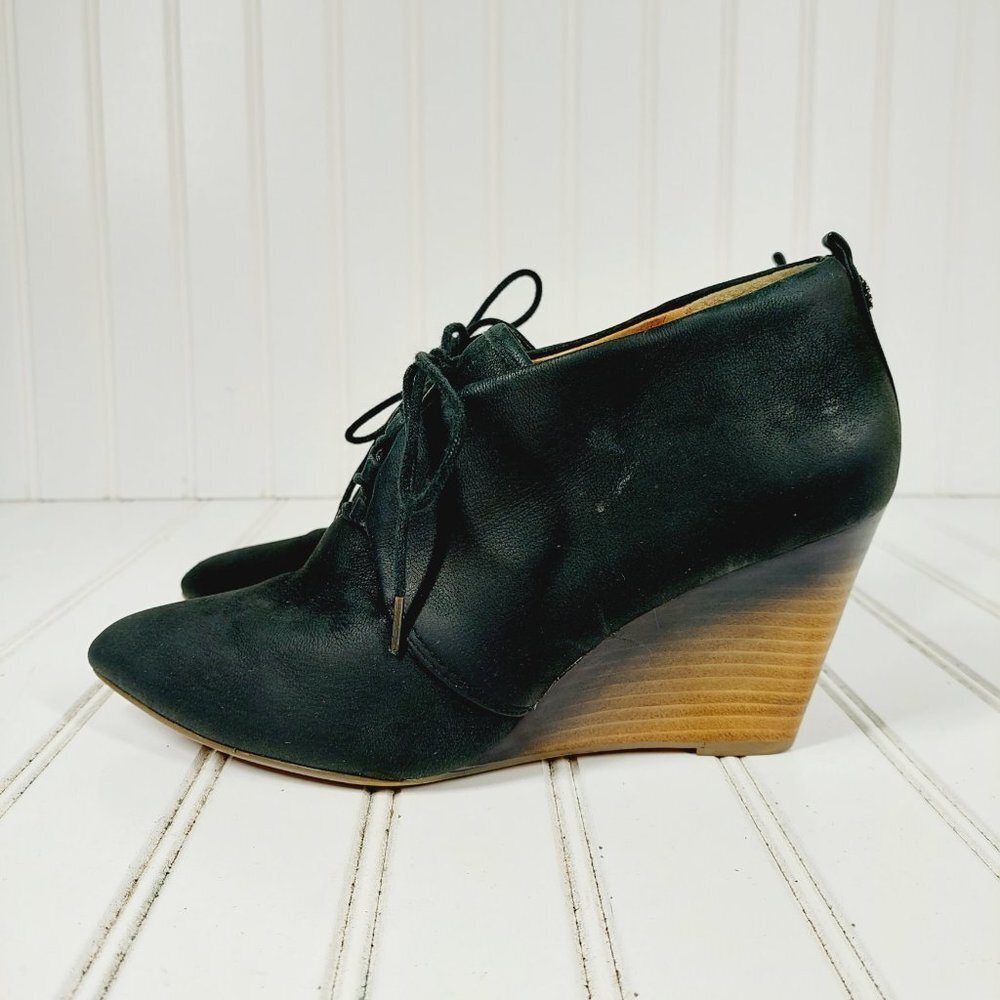 Nina Black Leather Pointed Toe Lace Up Wedge Ankle Boots I55
